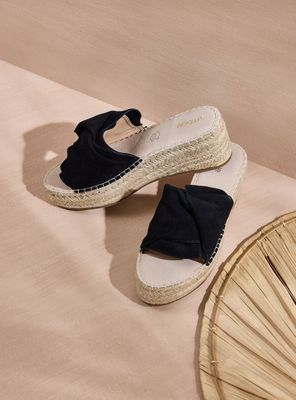 Imagen 1 del producto Sandalia con Nudo Cuero Mujer