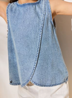 Imagen 2 del producto Blusa Denim Cruzada en el Frente