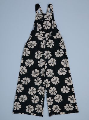 Enterito Tipo Jardinera Estampado Flores