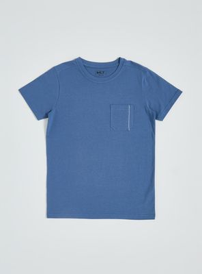 Polera Unicolor con Detalle en Bolsillo