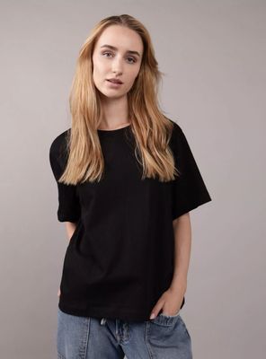Polera AE Everyday Luxe Relajada Básico