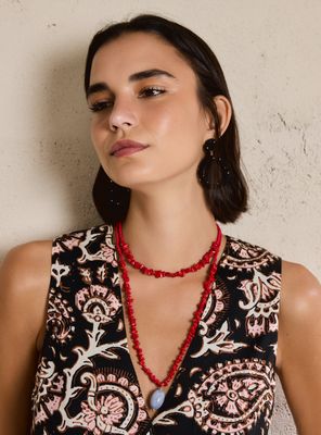 Collar Doble Capa con Colgante de Piedra