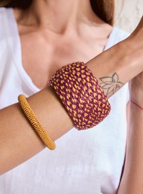 Set de 2 Pulseras Tejida y Mostacillas Bitono
