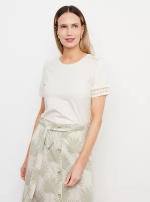 Polera con Cintas de Macramé en Hombros y Puños