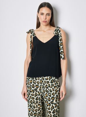 Blusa con Tirantes Anchos Anudados