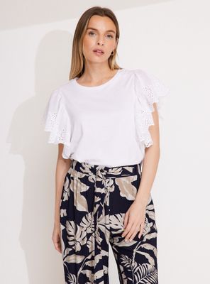 Imagen 1 del producto Polera con Mangas Tipo Vuelo Bordadas