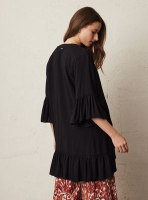 Imagen 2 del producto Blusa Tipo Kimono con Vuelo en Ruedo