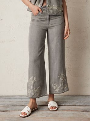 Pantalón de Denim Fluido con Bordado