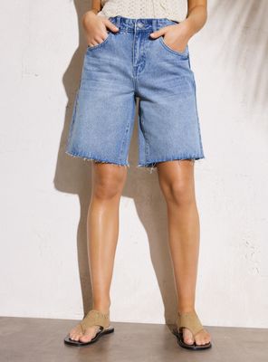 Short Denim Bolsillos y Cierre
