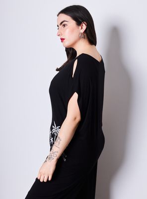 Imagen 2 del producto Polera Escote Amplio Hombro Cut-Out Estampado en Basta