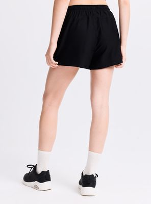 Imagen 2 del producto Short Urban Detalles Metalicos