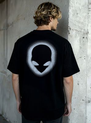 Imagen 2 del producto Polera Regular Alien Spray