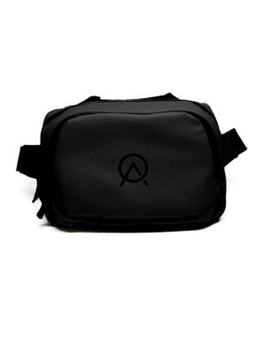 Banano Impermeable Logo