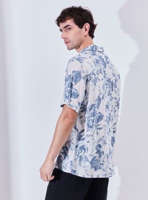 Imagen 2 del producto Camisa Estampado Reverse Hojas