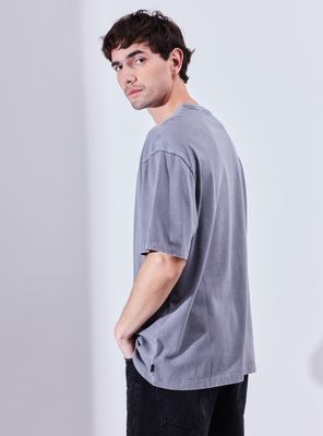 Imagen 2 del producto Polera Estampado Texto Pecho Overzice Lavada Oversize