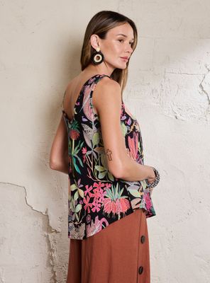 Imagen 2 del producto Polera Estampado Botánico