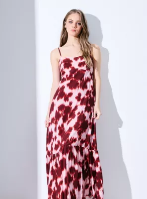 Vestido Largo con Vuelos