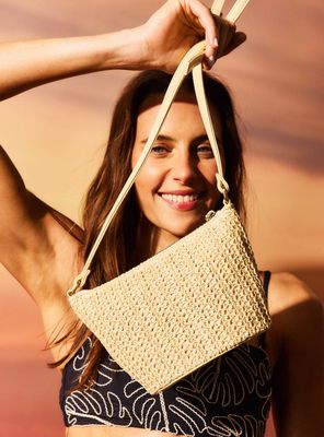 Imagen 2 del producto Cartera Crossbody Clásica Look Raffia