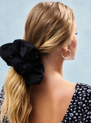 Imagen 2 del producto Maxi Scrunchie