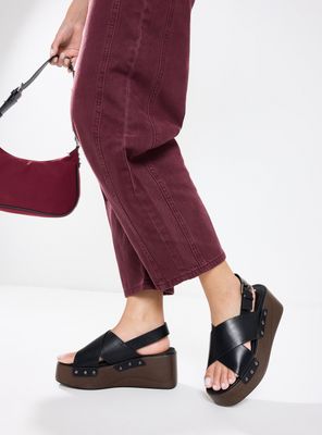 Sandalia Tipo Zueco Plataforma Mujer