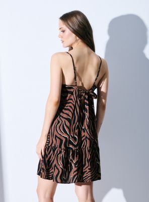 Imagen 2 del producto Vestido Estampado con Ajuste Espalda