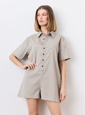 Enterito Corto con Botones de Carey