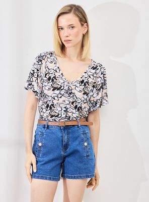 Polera Manga con Volumen y Detalle de Cinta en Cuello