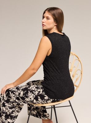 Imagen 2 del producto Polera Básica sin Mangas