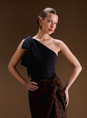 Body One Shoulder Colección Ange Eyzaguirre