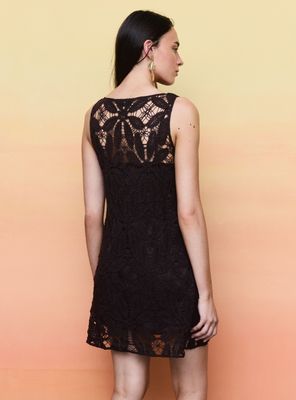 Imagen 2 del producto Vestido de Crochet con Escote Redondo