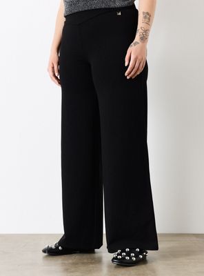 Imagen 2 del producto Pantalón Ancho de Punto Pretina en V Talla Curvy