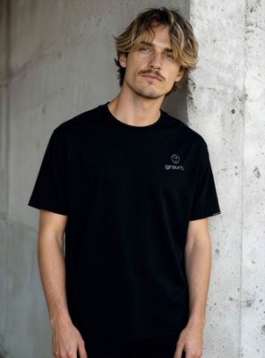 Polera Regular Graffiti Statue