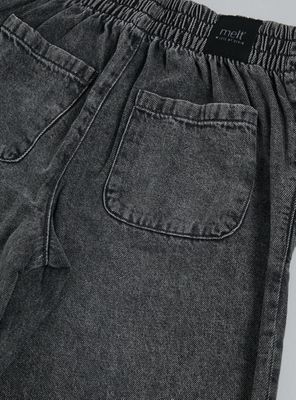 Imagen 2 del producto Jeans Bolsillos Marcados y Cintura Elasticada