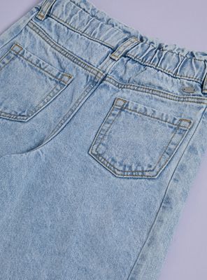 Imagen 2 del producto Jeans con Bordado Flores en Bolsillos