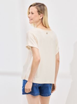 Imagen 2 del producto Polera Mezcla de Telas con Detalle Metalizado en Cuello