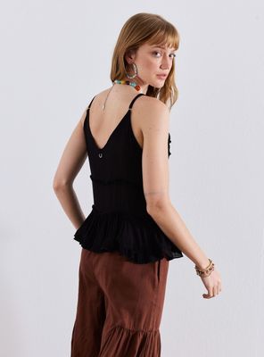 Imagen 2 del producto Polera Detalle Romántico y Vuelos