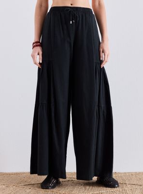 Pantalón Detalle de Recogido en Piernas