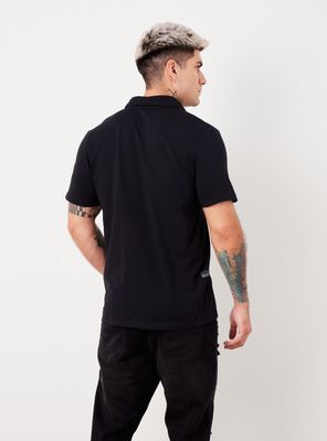 Imagen 2 del producto Polera Branding en Cuello