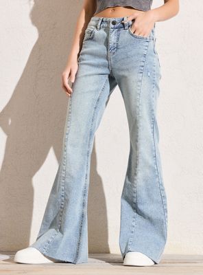 Jeans Flare con Costura al Centro