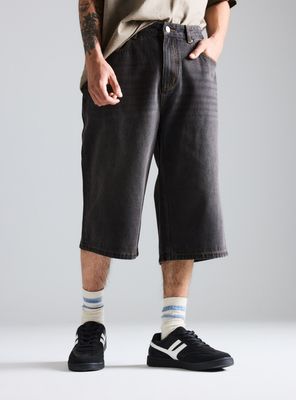 Bermuda Desgastada Loose Fit