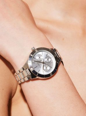 Imagen 2 del producto Pack Reloj Análogo Silver Mujer + Aros Plateados