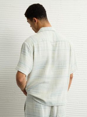 Imagen 2 del producto Camisa AE Rayada Texturizada con Botones Holgada