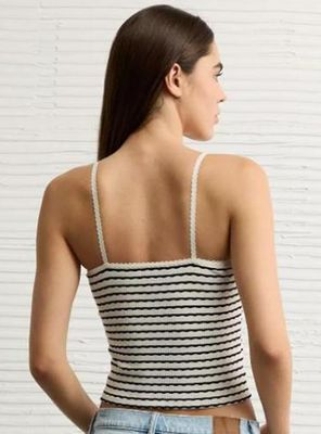 Imagen 2 del producto Camiseta con Ribete de Encaje Ae