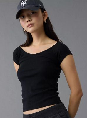 Imagen 1 del producto Polera Ae Corta con Escote V