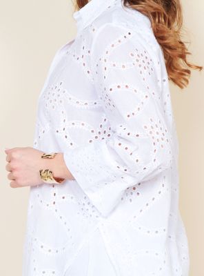 Imagen 2 del producto Blusa Abotonada Manga 3/4 Schiffli