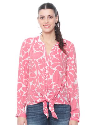 Blusa Estampada Abotonada en Delantero Color