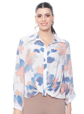 Imagen 1 del producto Blusa Estampada Abotonada en Delantero con Nudo en Ruedo