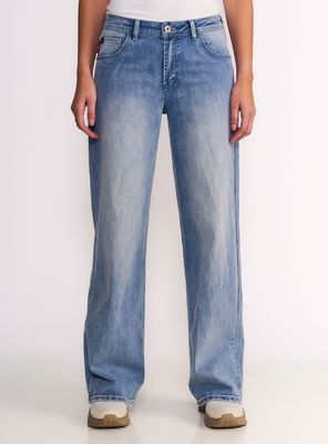 Jeans Wide Leg Tiro Alto Caído Light Blue