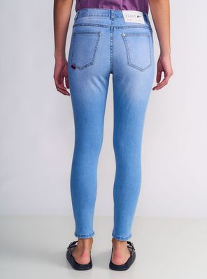 Imagen 2 del producto Jeans Mujer Gisele Tiro Alto Light