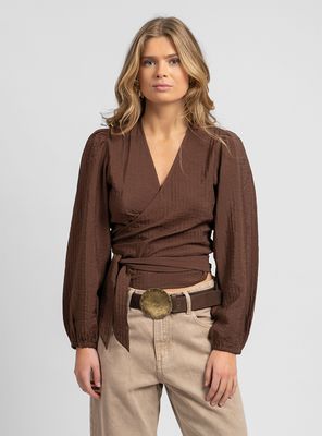 Imagen 1 del producto Blusa Cruzada Jade Café